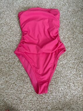 Shade & Shore Neon Pink Ribbed Strapless One Piece Swimsuit XS
